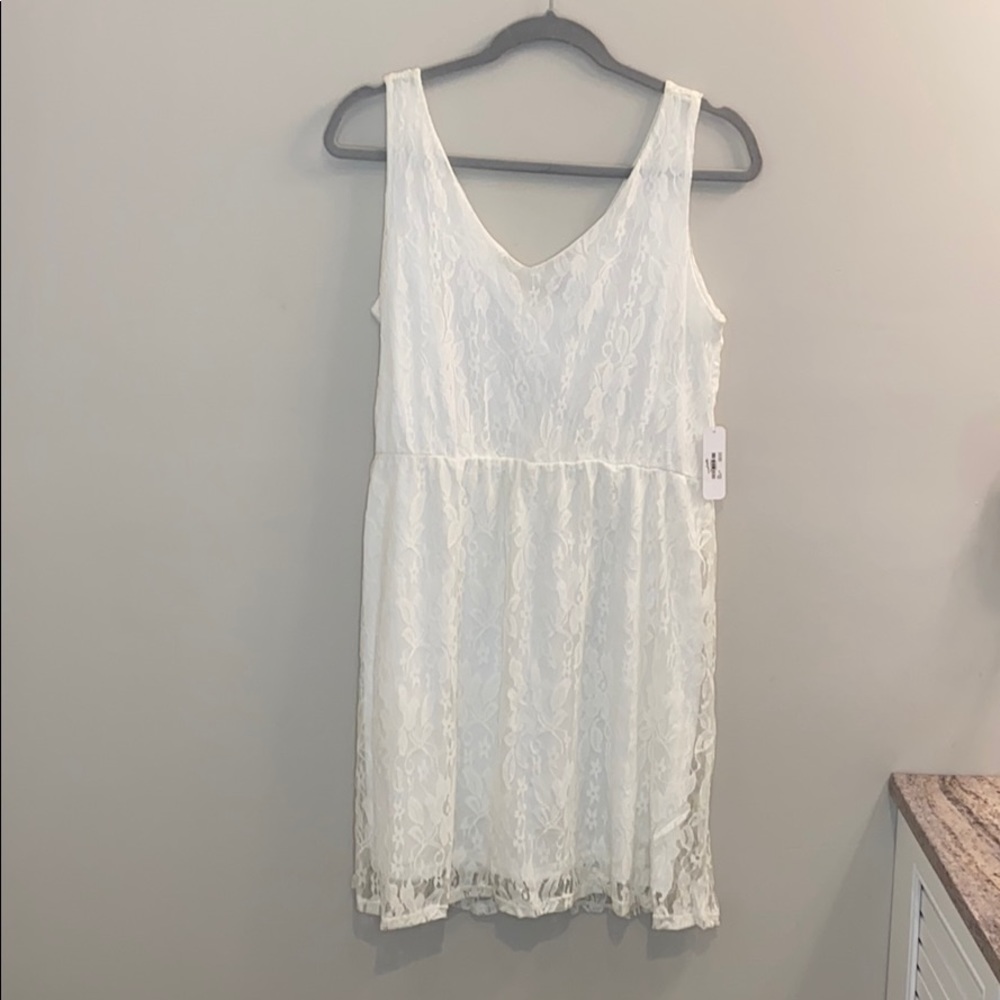 Charming Charlie Sleeveless Lace Dress White Sz M